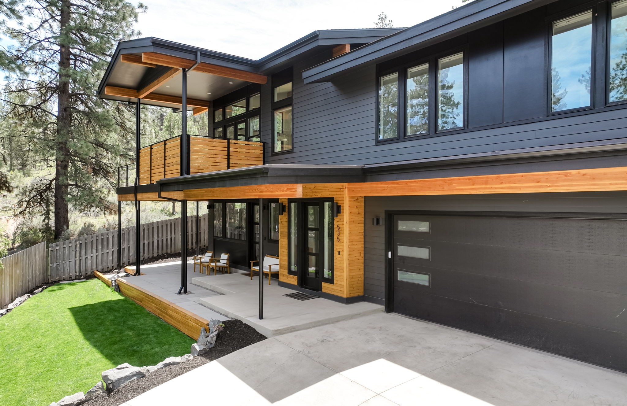 Sean-Court Primary Custom Home Design